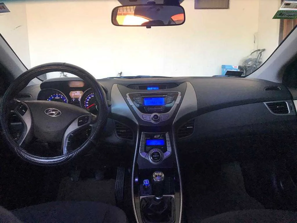 Hyundai Elantra GLS 2013 - foto 4