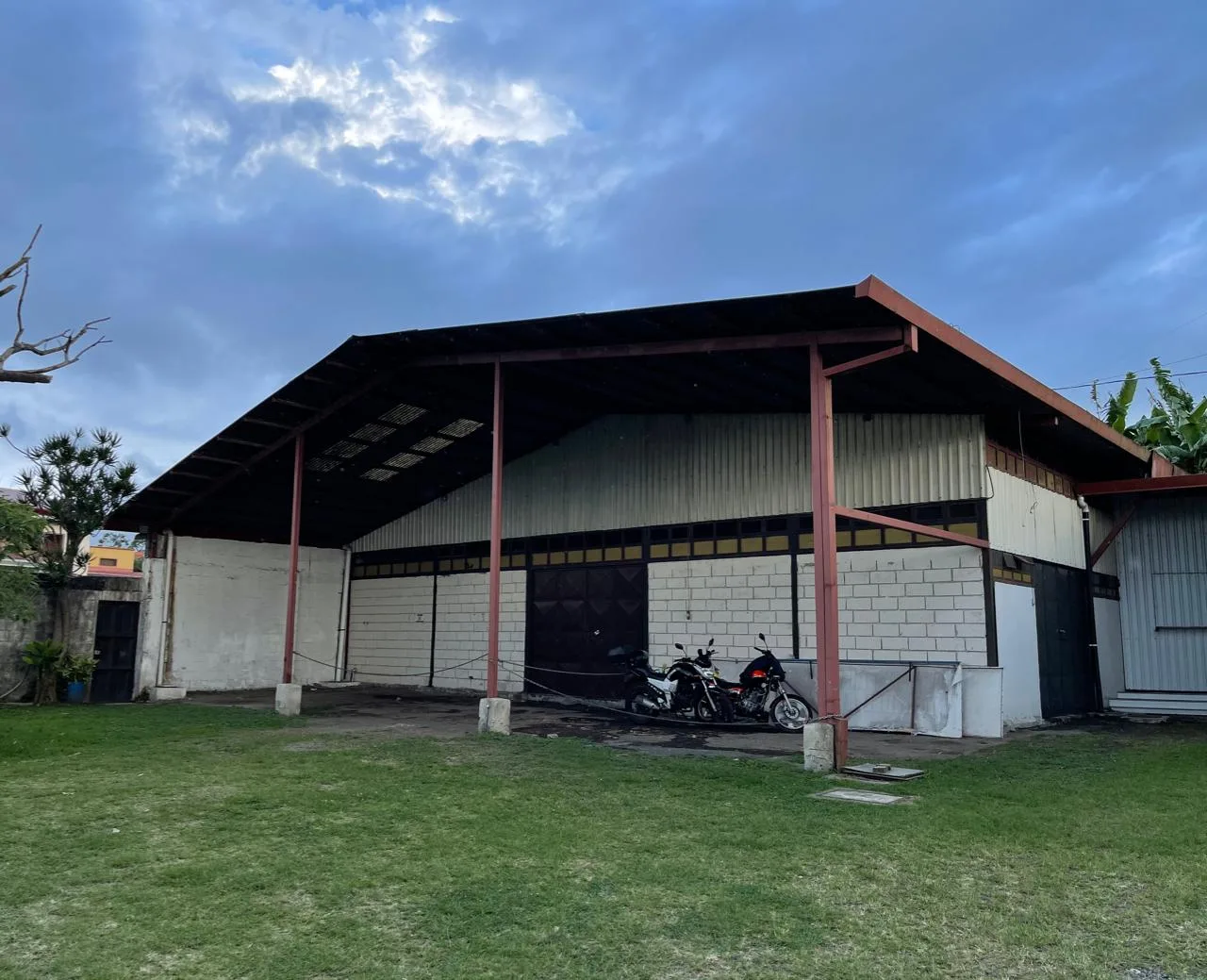 Alquiler de Bodegas en coronado NO SE HACEN AUMENTOS ANUALES.