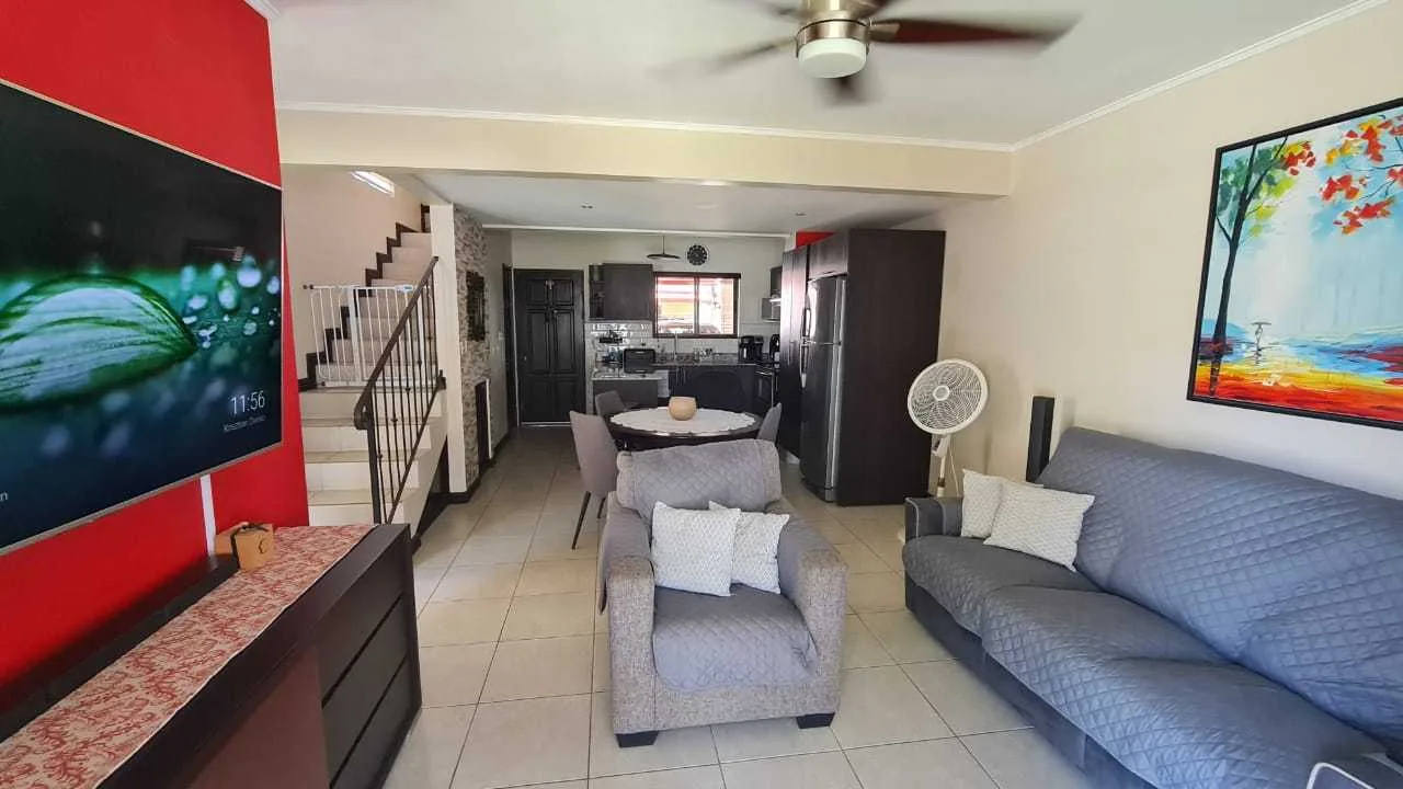 Venta de casa Vila del Lago, El Coyol de Alajuela, 195 m2, $130.000= - foto 5