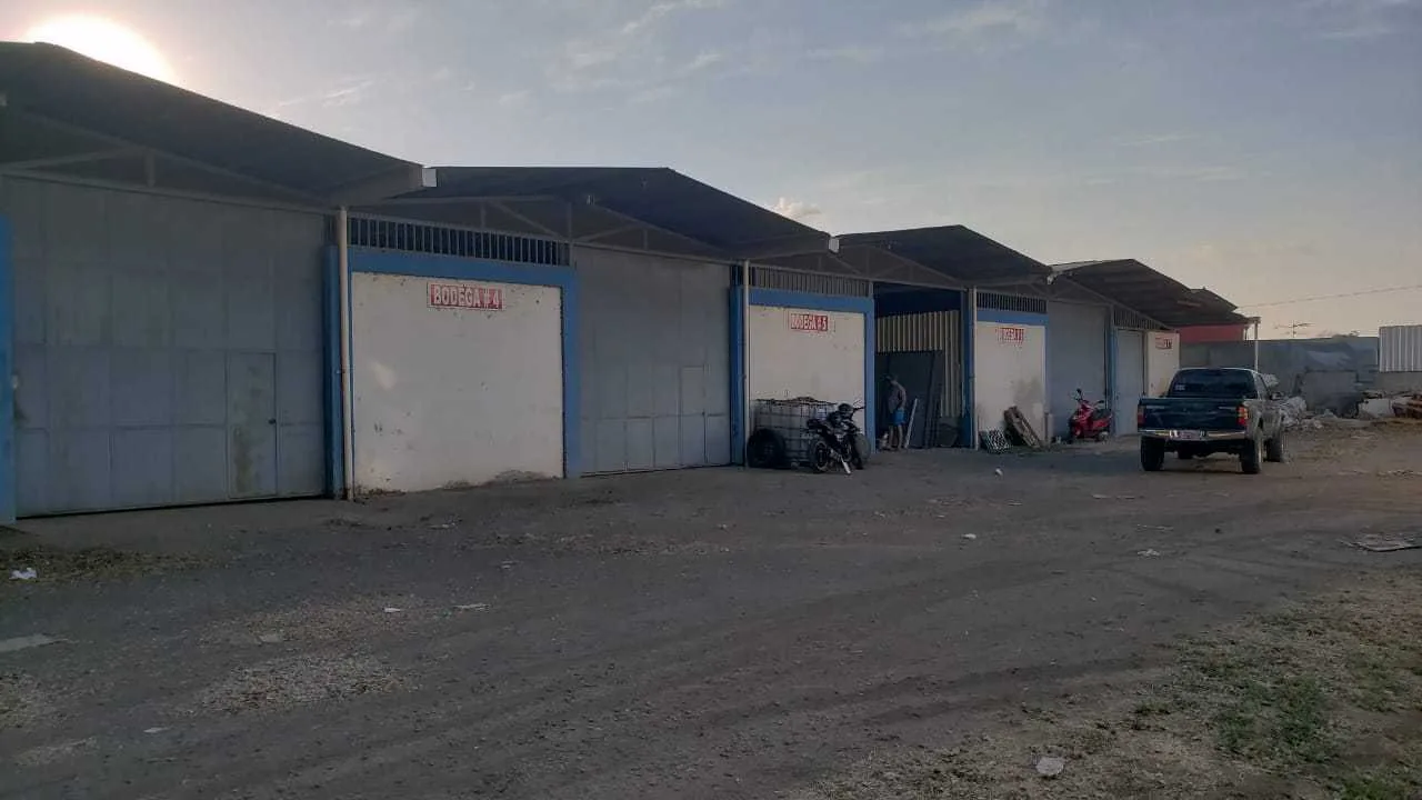 Alquiler de bodega, El Roble de Alajuela, 80 m2, ¢200.000= - foto 2