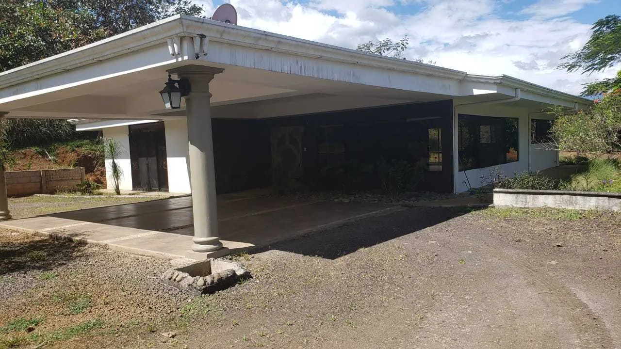 Alquiler de Casa, La Garita de Alajuela, 290m2, $1.500= - foto 3