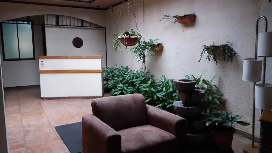 Alquiler de oficina Alajuela centro, 20 m2, 150.000 colones. - foto 4