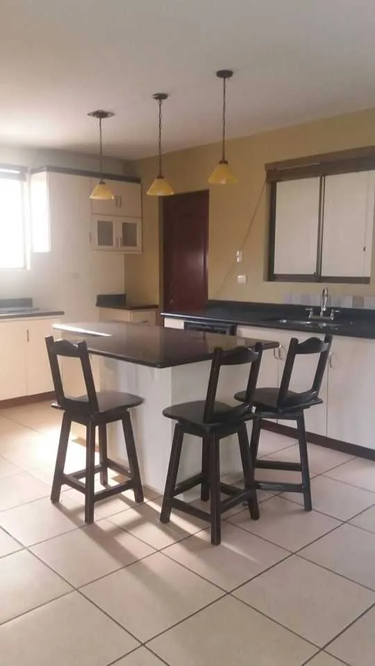 Venta de casa en condominio, Alajuela, $215,000 - foto 2