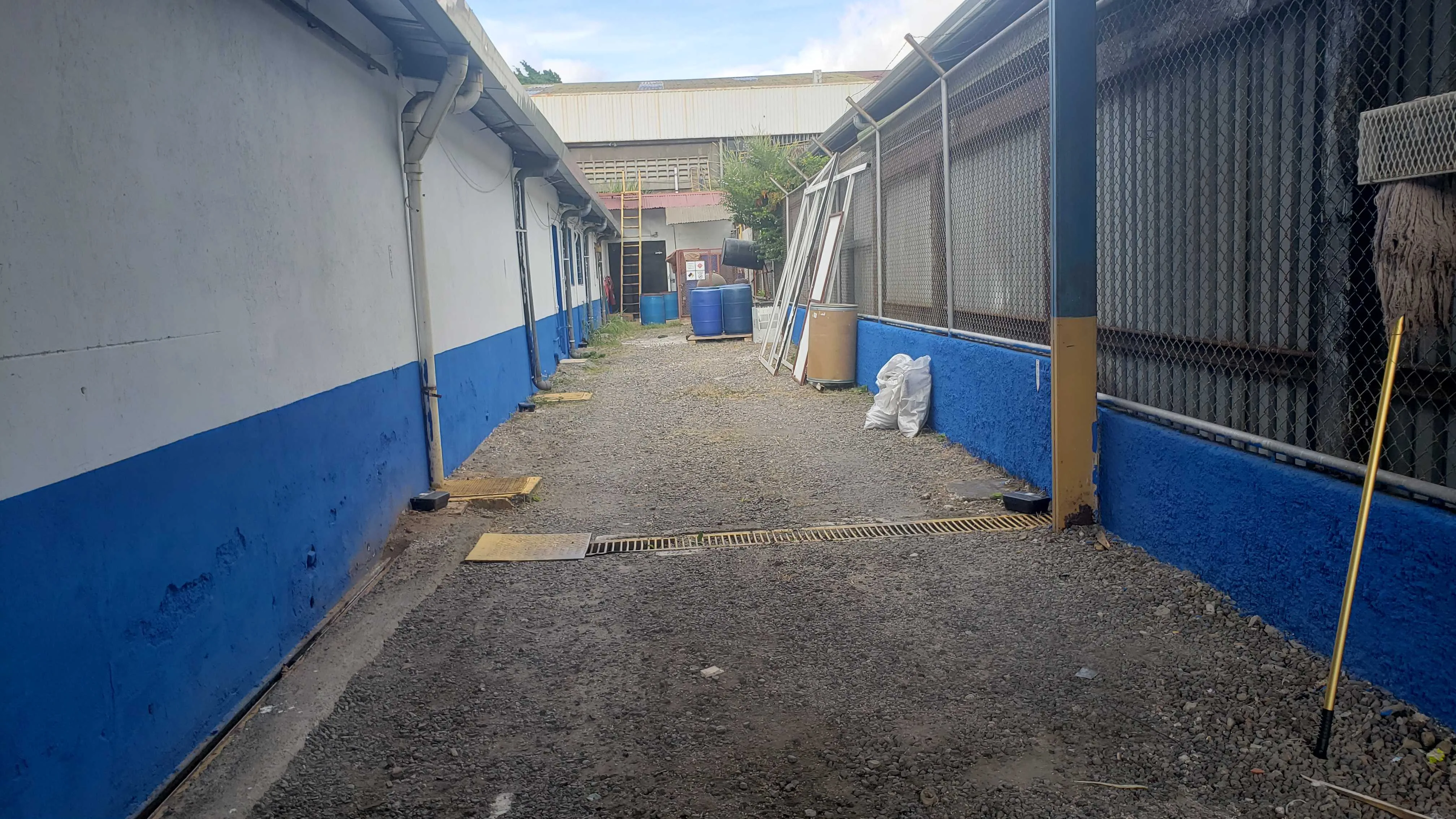Alquiler de bodega industrial en el Barreal de Heredia - foto 4