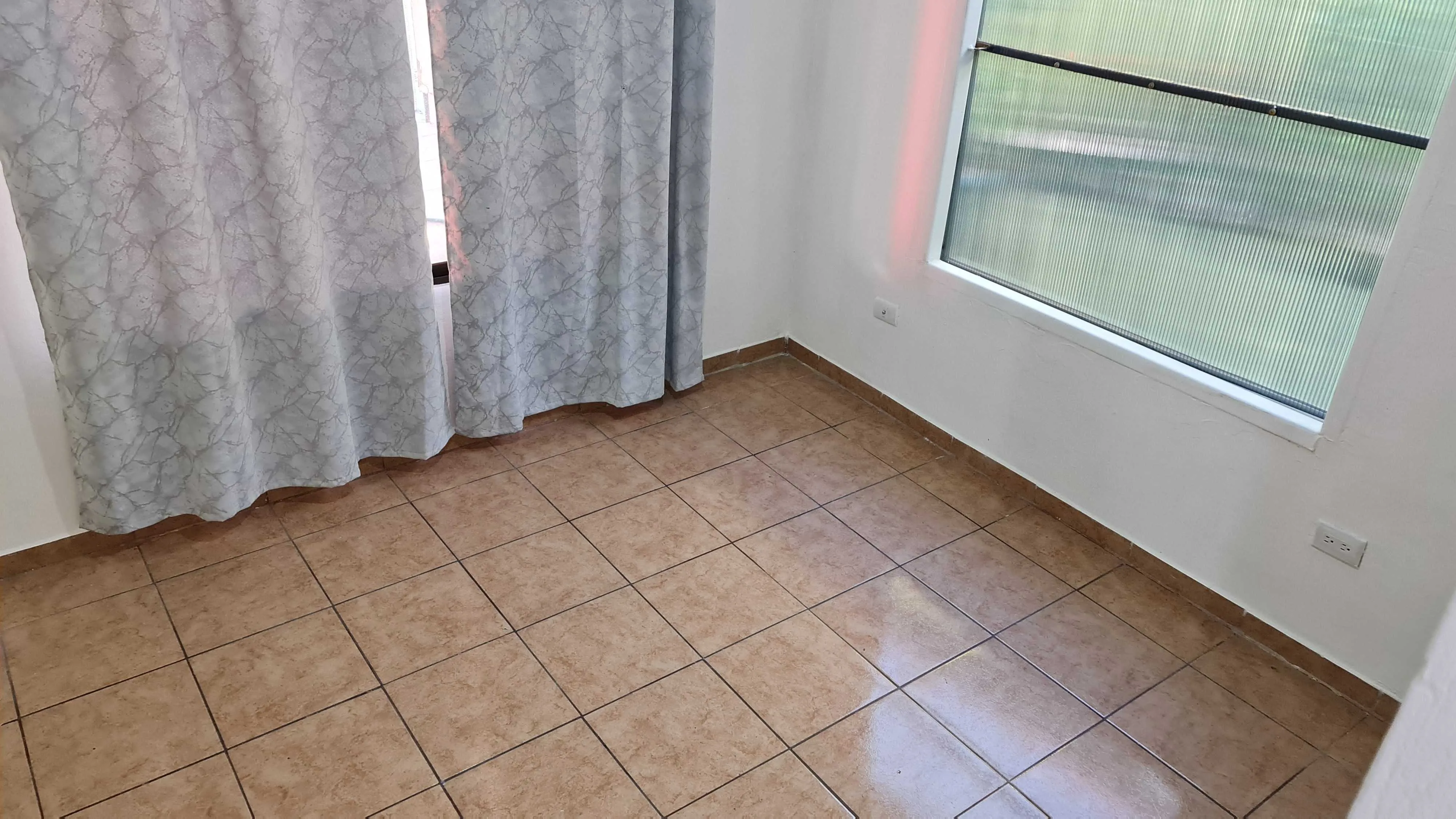 Venta de casa Residencial Barcelona, Alajuela, 88.000.000= - foto 4