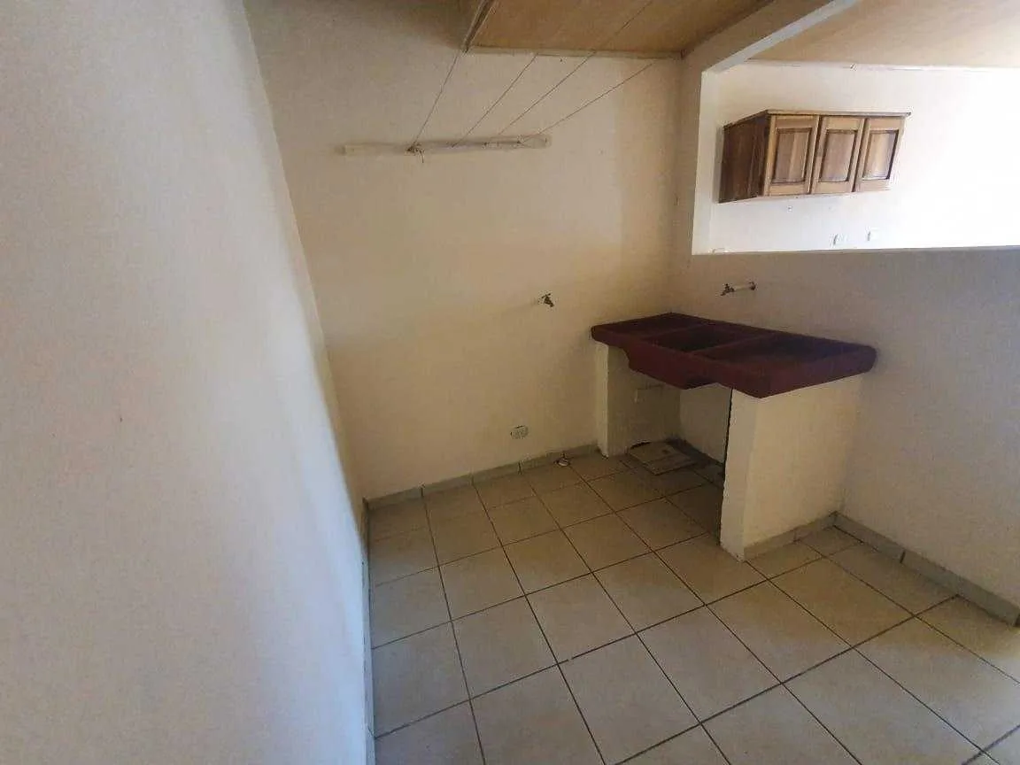 Apartamento de alquiler, Alajuela centro, ¢240.000= - foto 5