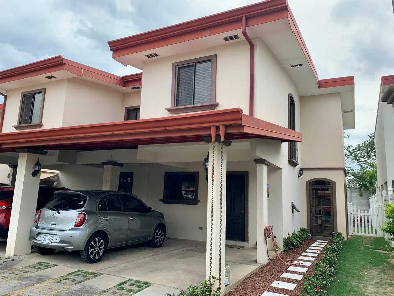 Venta de casa Vila del Lago, El Coyol de Alajuela, 195 m2, $130.000= - foto 2
