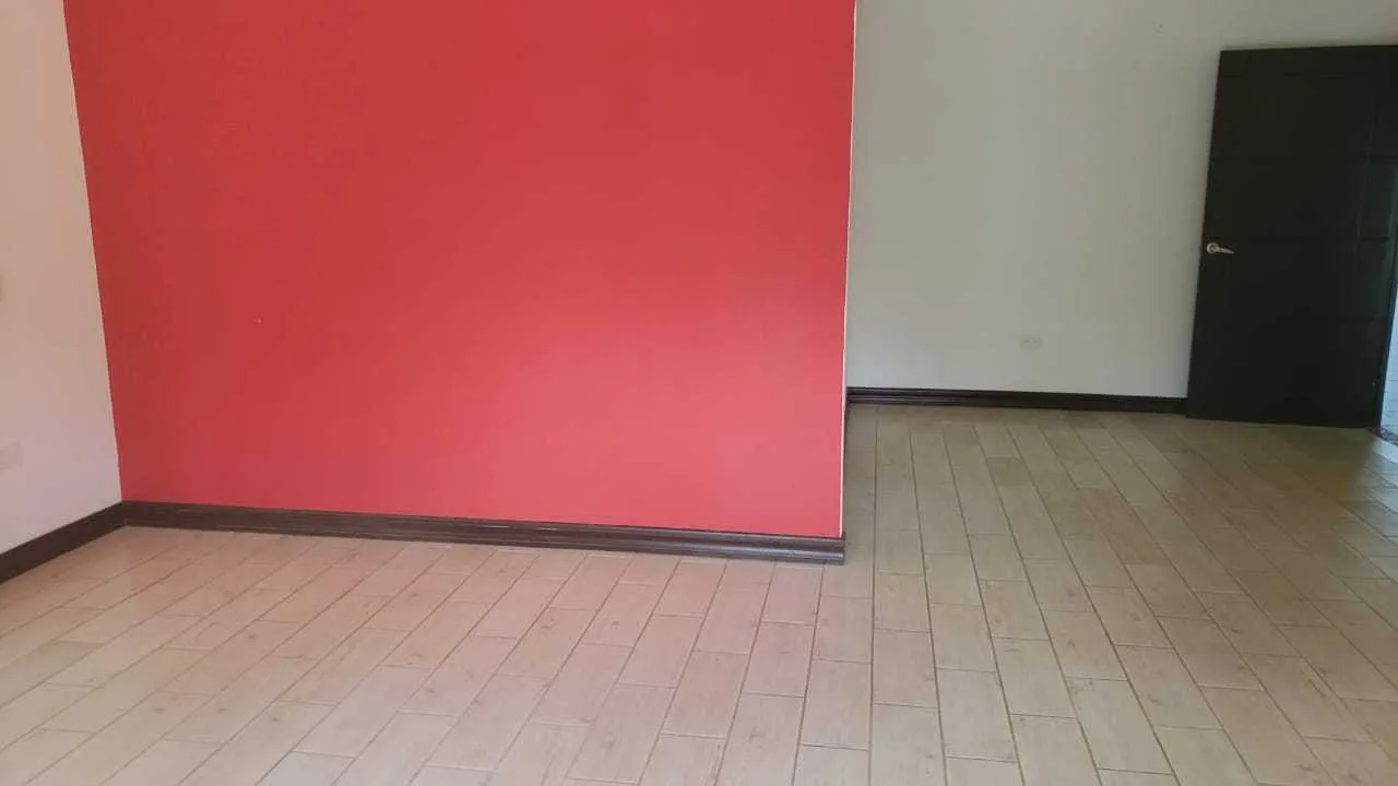 Alquiler de Casa, La Garita de Alajuela, 290m2, $1.500= - foto 6