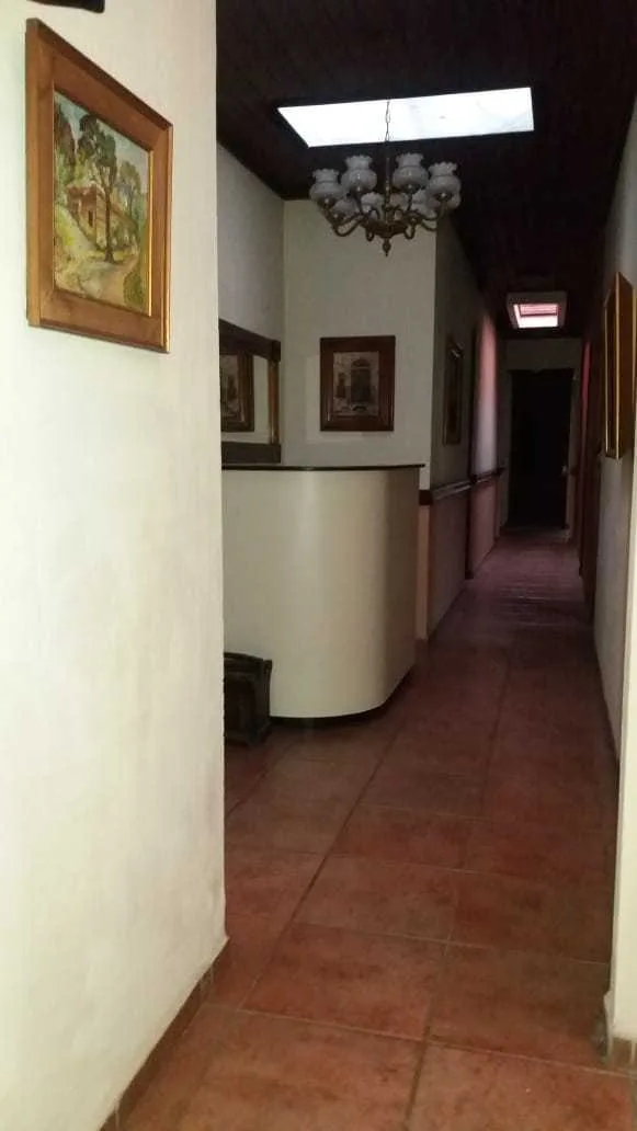 Alquiler de oficina Alajuela centro, 20 m2, 150.000 colones. - foto 5