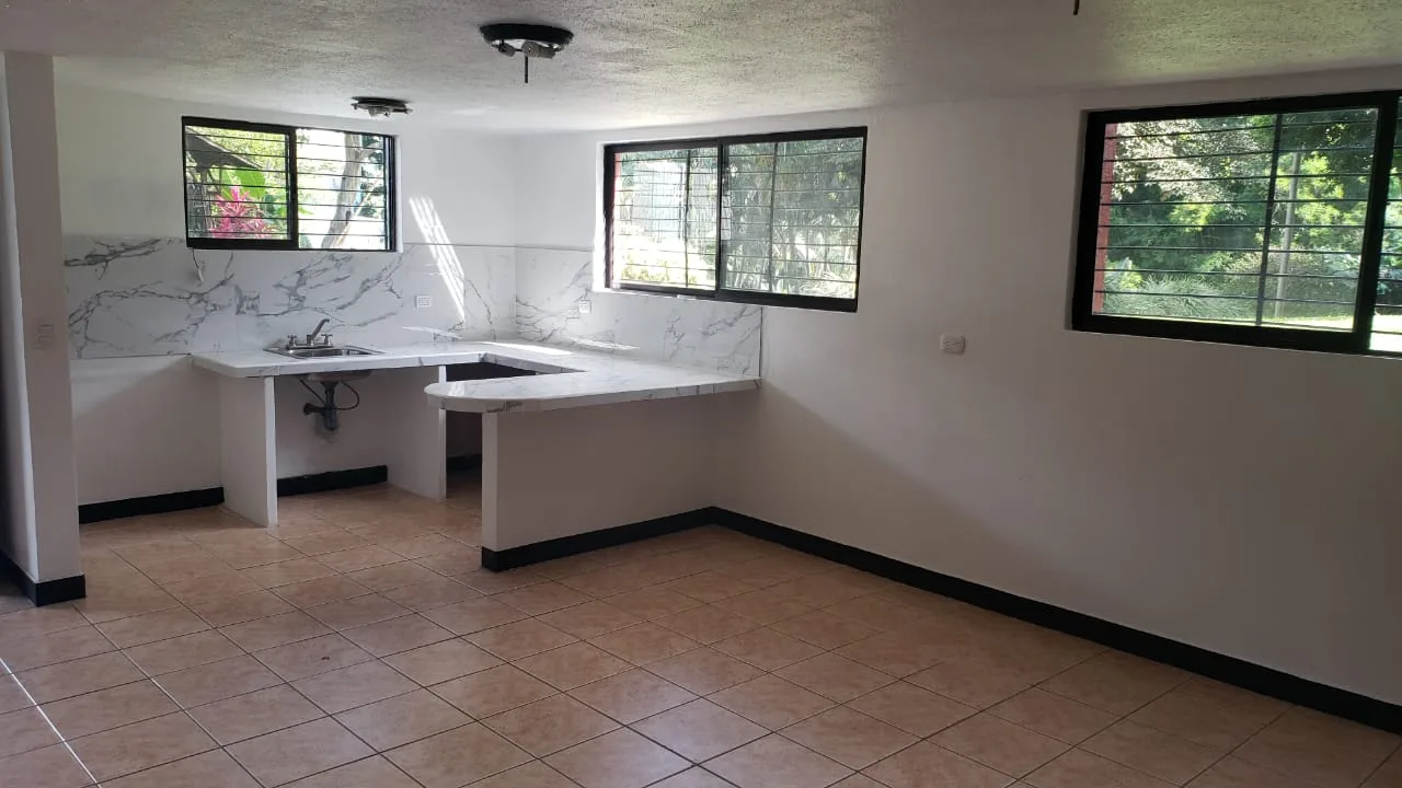 Alquiler de apartamento pequeño tipo estudio en quinta privada $500.