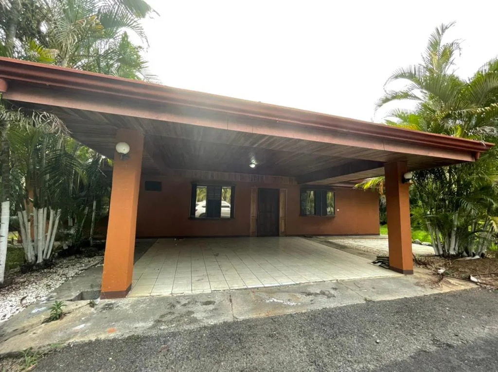 Alquiler de casa, La Garita de Alajuela, 140 m2, $850=