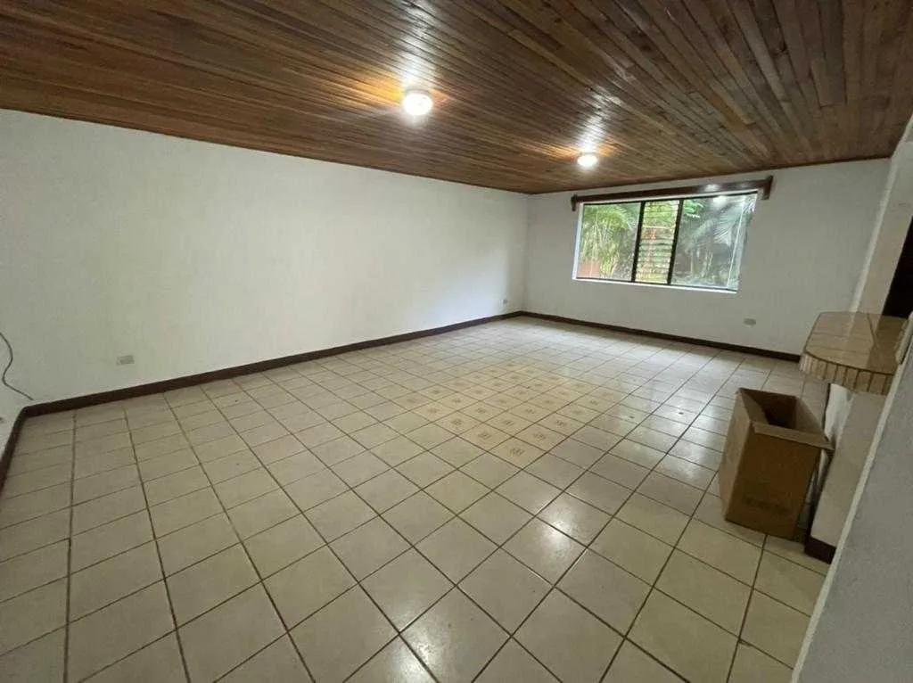 Alquiler de casa, La Garita de Alajuela, 140 m2, $850= - foto 5