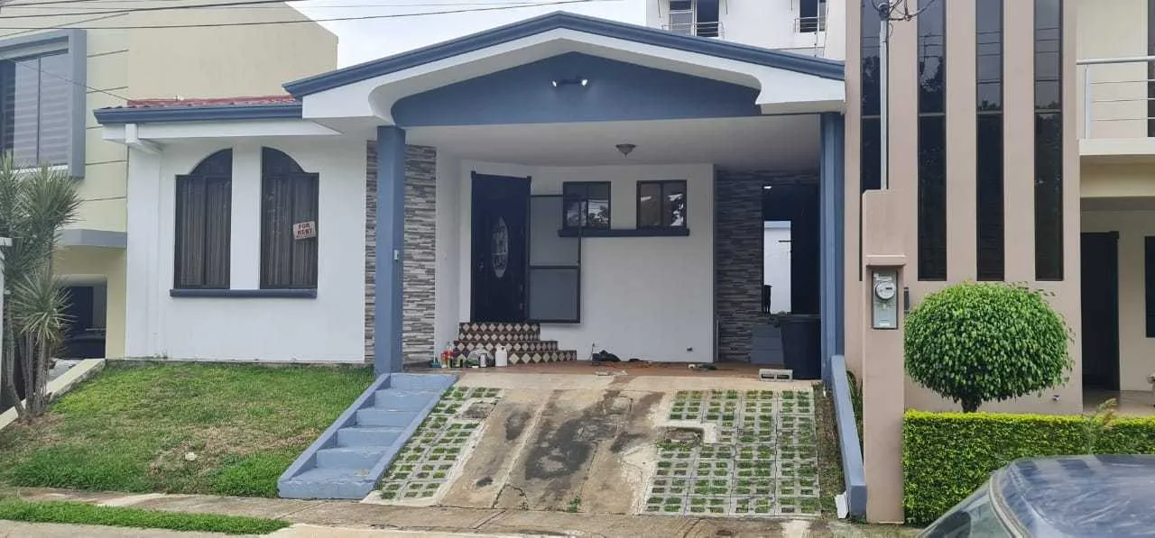 Alquiler de casa en condominio en Alajuela centro, 140 m2, $800= - foto 3