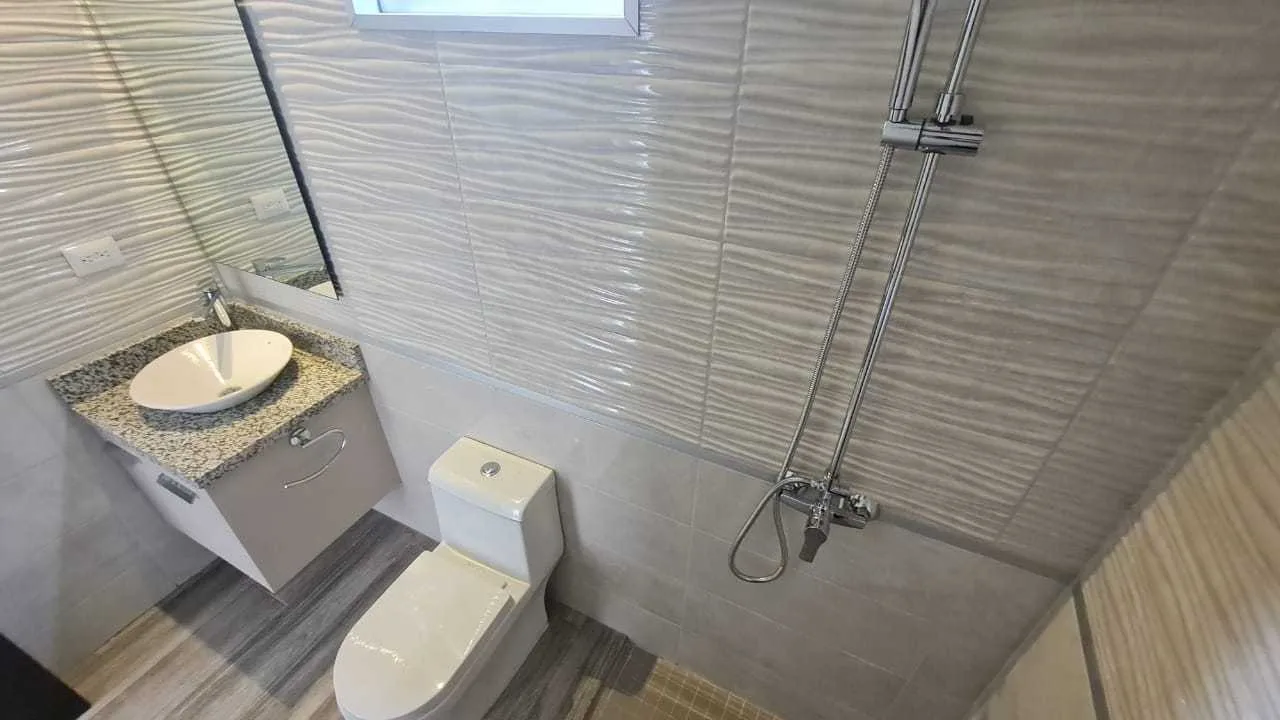 Alquiler de casa nueva en El Coyol Alajuela cerca de RITEVE, 105 m2, $850= - foto 6