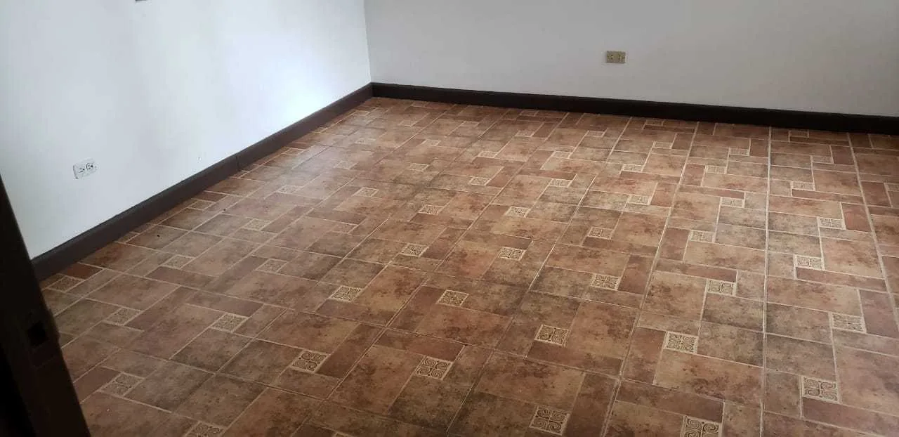 Alquiler de casa, Alajuela centro, $1.000= - foto 5