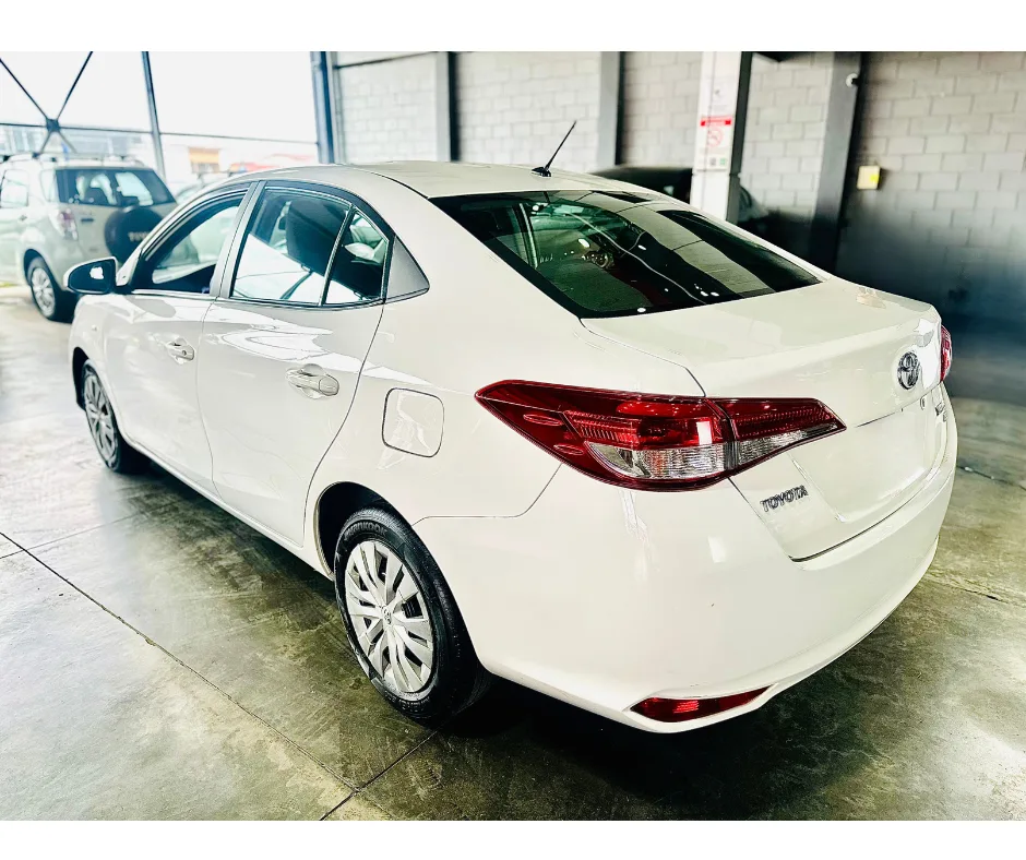 Toyota Yaris 2019 Automático, en venta por ₡7.500.000. - foto 5