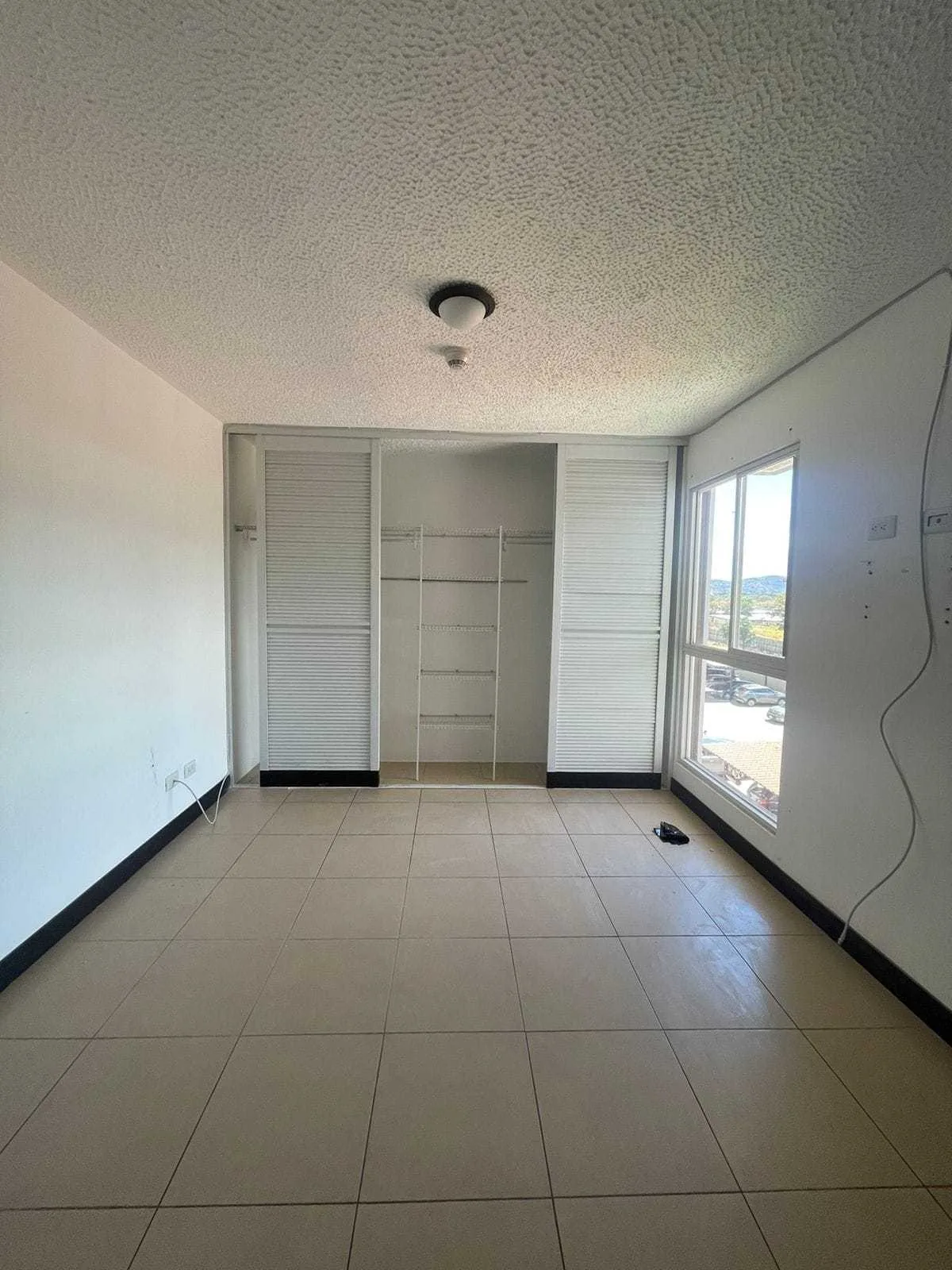 Venta de apartamento, Alajuela, Condominio 9/10 - foto 4