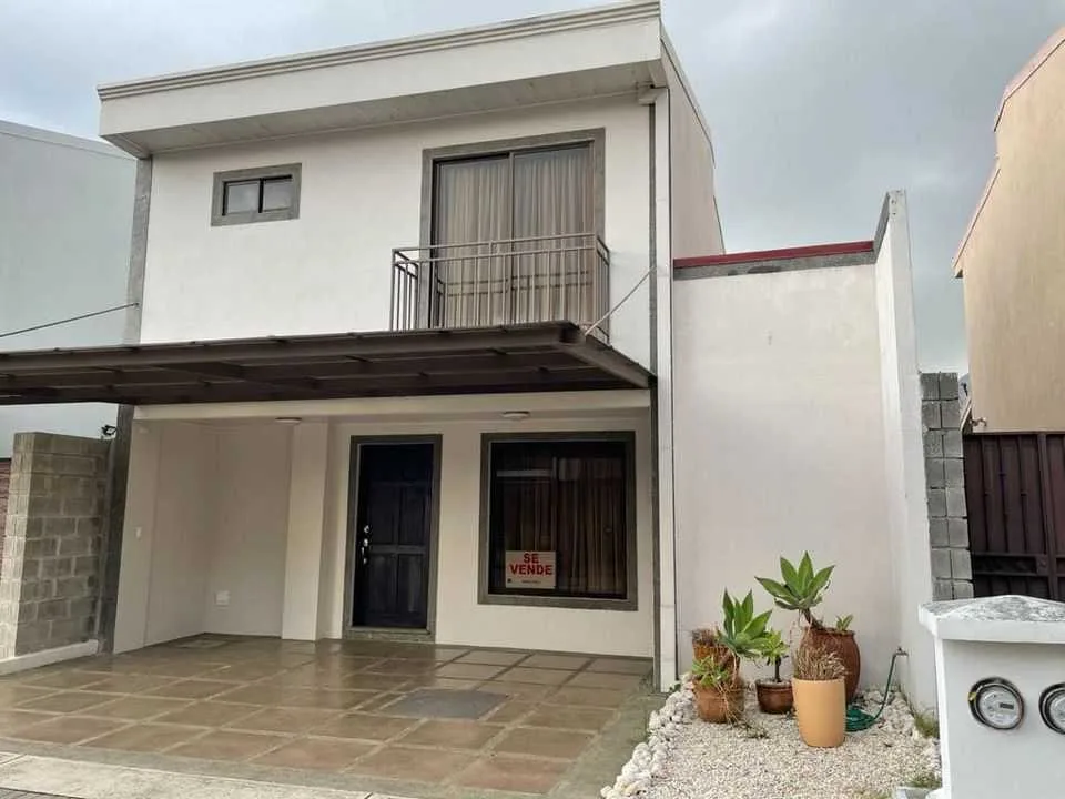Venta de casa, Alajuela, Condominio Galicia - foto 2