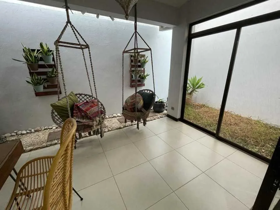 Venta de casa, Alajuela, Condominio Galicia - foto 5