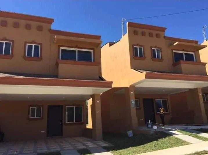 SE ALQUILA CASA EN LA GUACIMA CONDOMINIO DOÑA ELSIE - foto 2