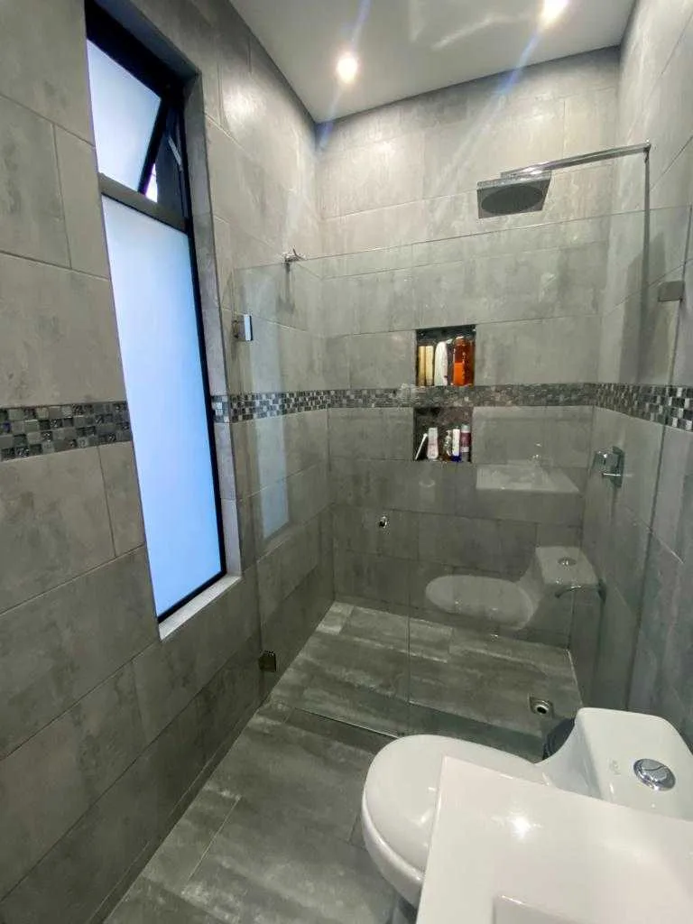Venta de apartamento, Alajuela, Condominio 9/10 - foto 2