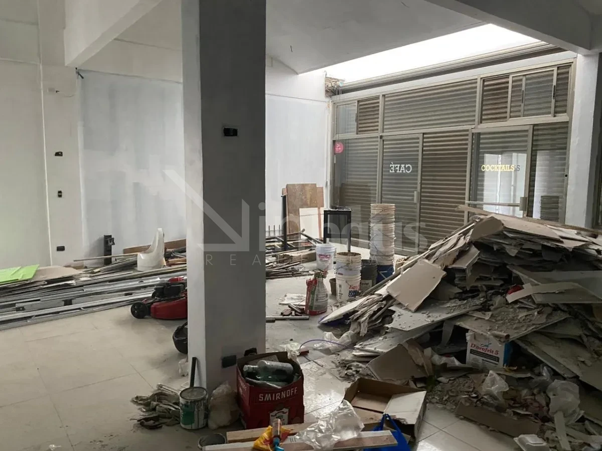 Alquiler de edificio con locales comerciales en Heredia - foto 4