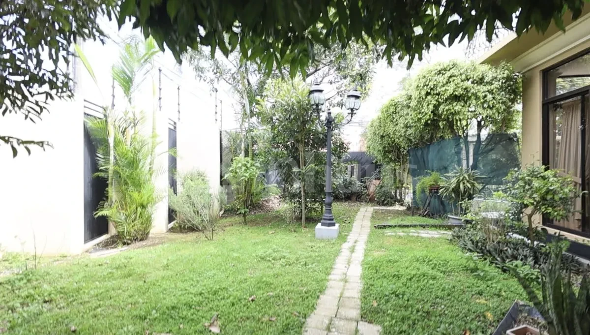 Venta de casa en Pinares - foto 2