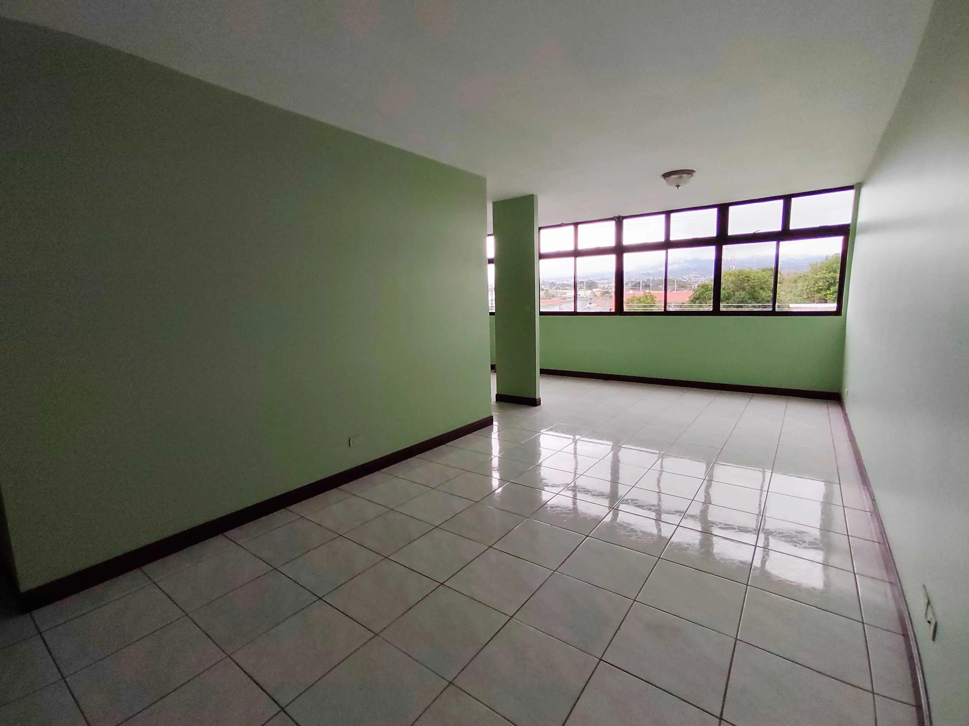 Alquiler Edificio Comercial Moravia calle principal San José - foto 5