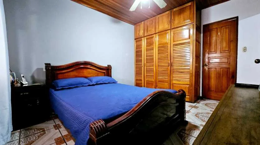 ¡GRAN OPORTUNIDAD, REBAJADA! Casa de 3 Habitaciones en Residencial Lisboa, Alajuela - foto 6