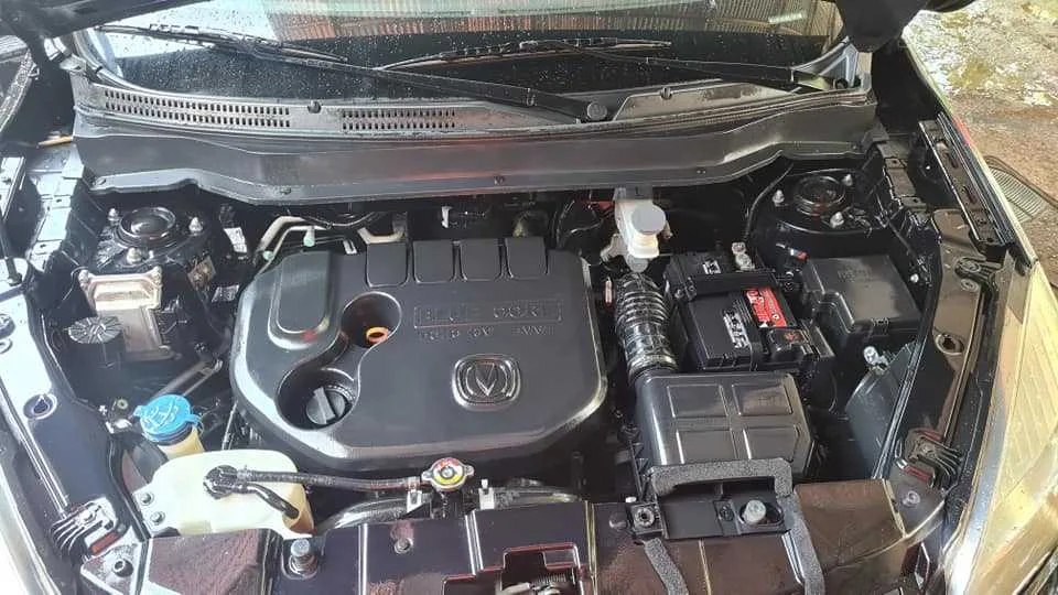 Se vende Changan Cs35 - foto 3
