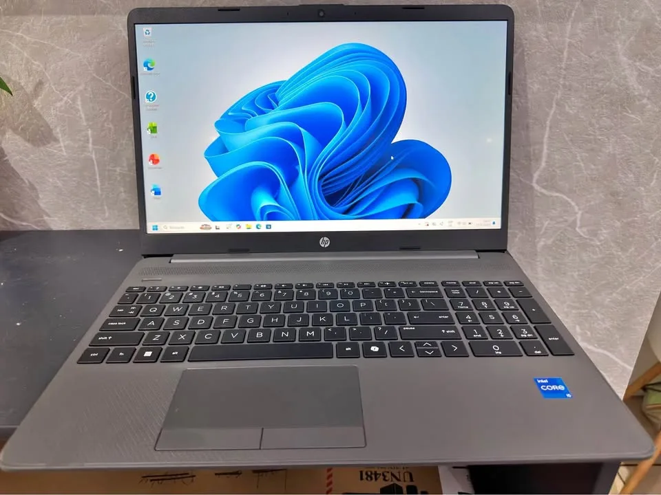 Laptop HP i5 13ava generación NUEVA