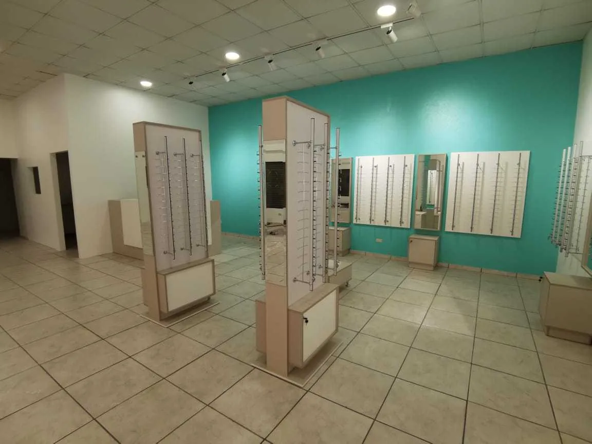 Se Fabrican Muebles Para Clínicas Oftalmológicas Hechos a la Medida - foto 2