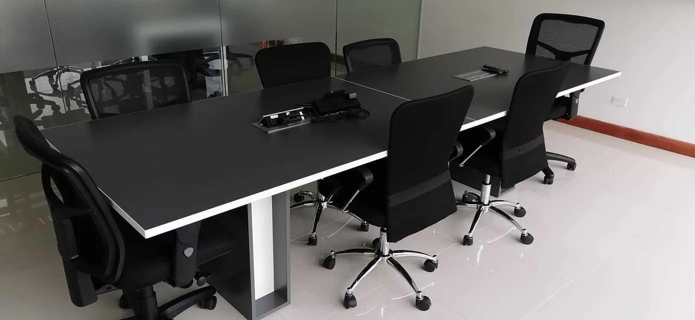 Se Fabrican Muebles de Oficina Hechos a la Medida - foto 2
