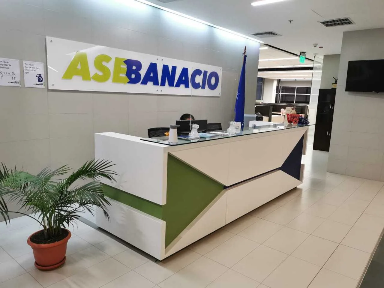 Se Fabrican Muebles Para Clínicas Recepción Hechos a la Medida - foto 2