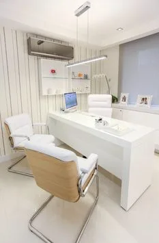 Modernos muebles para laboratorios y consultorios - foto 2