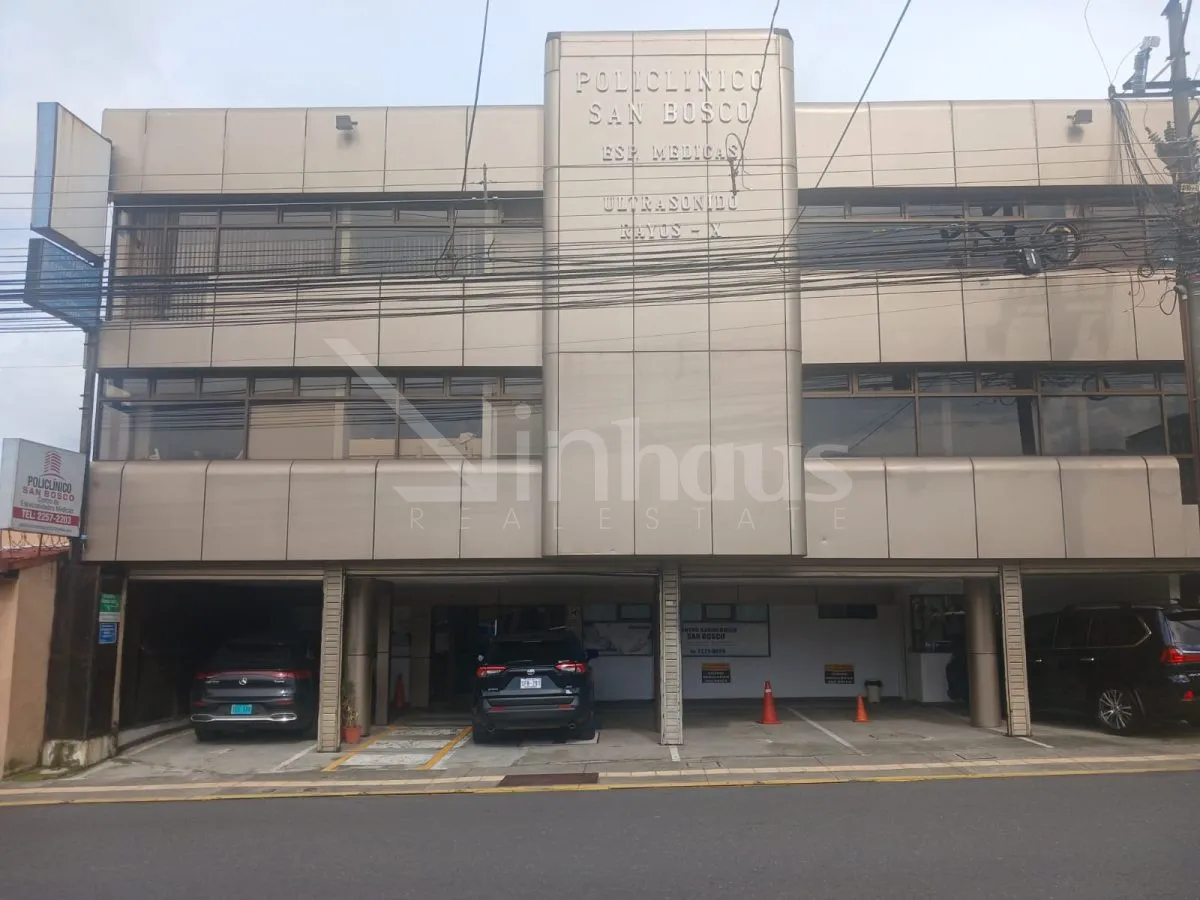 Se alquila consultorio medico