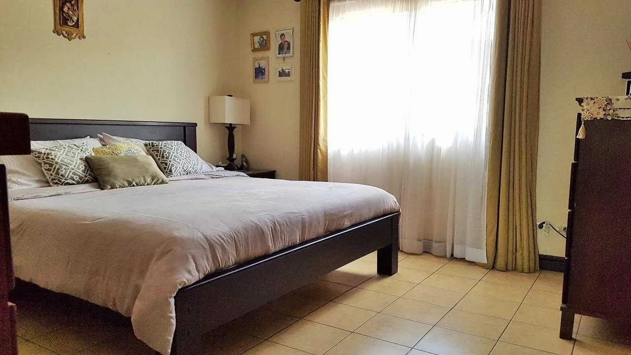 Se Vende Casa en Condominio, Curridabat, San José. - foto 3
