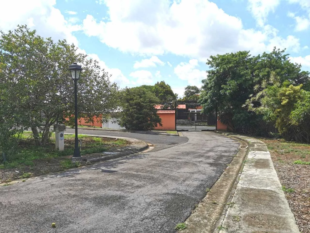 Se Vende Lote en Condominio, Guachipelín de Escazú, San José - foto 4