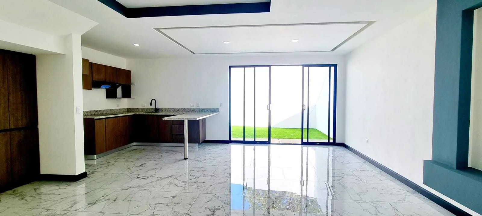 Se Vende Casa en San Francisco, Heredia. - foto 2