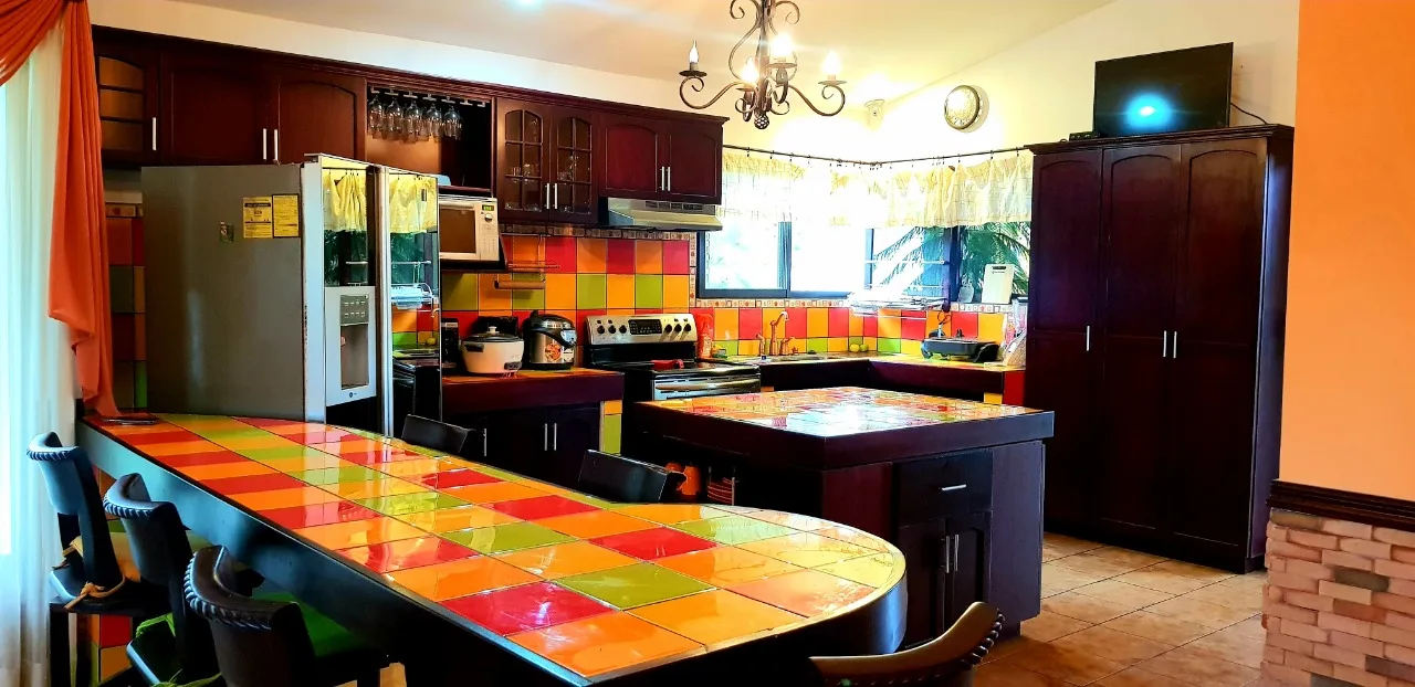 Se Vende Casa en Tacares de Grecia, Alajuela