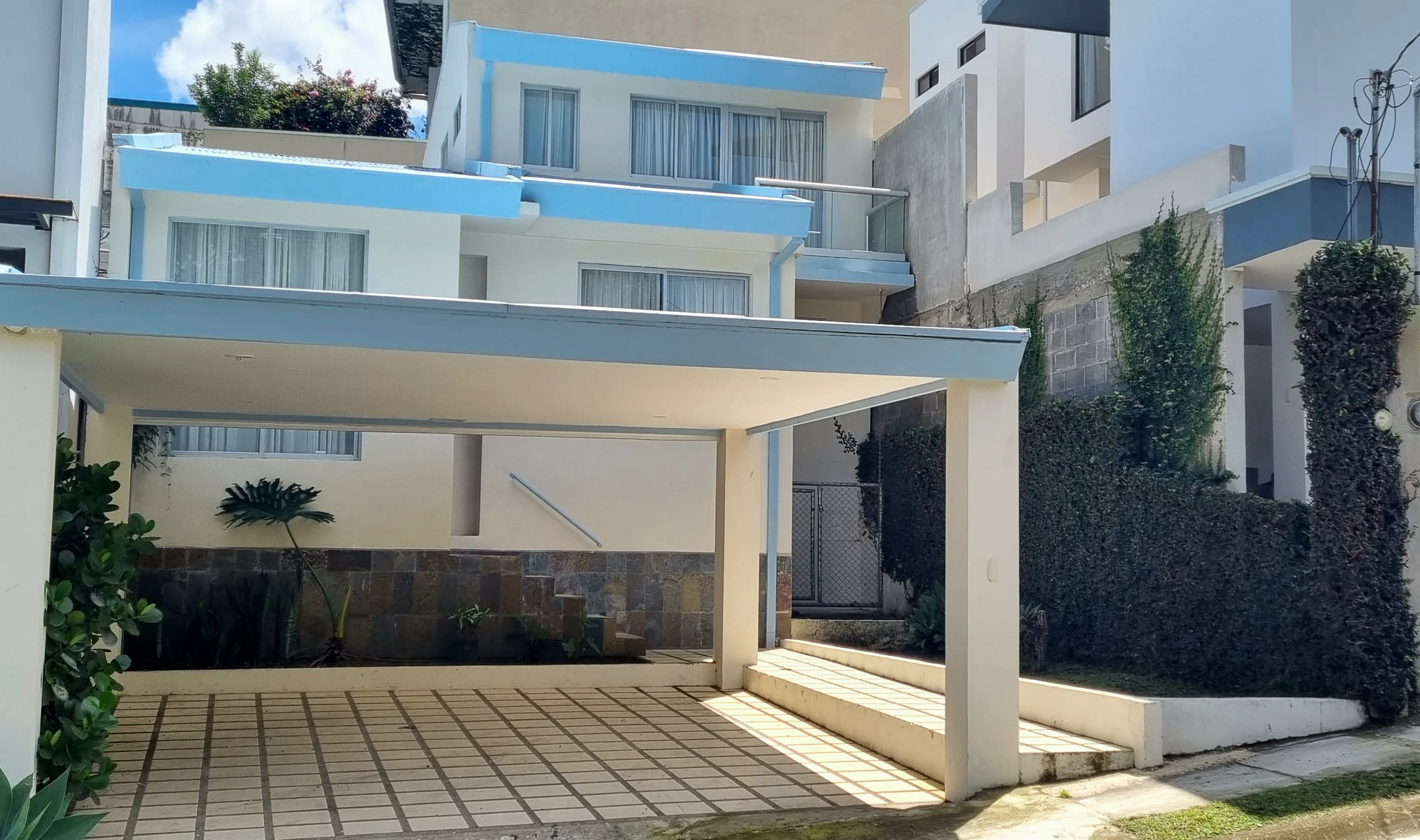 Se Vende Casa en San Antonio de Coronado, San José.