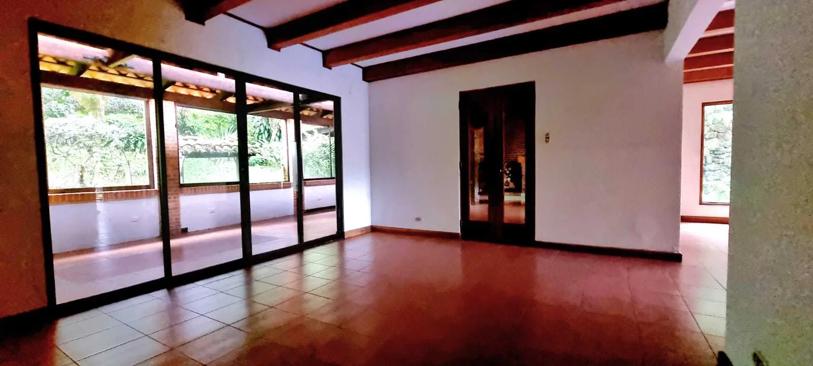 Se Vende Casa en Guayabos de Curridabat, San José. - foto 4