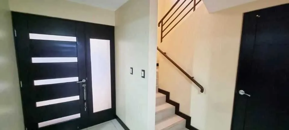 Se Vende Casa en Condominio, Mata de Plátano, Goicoechea, San José. - foto 5