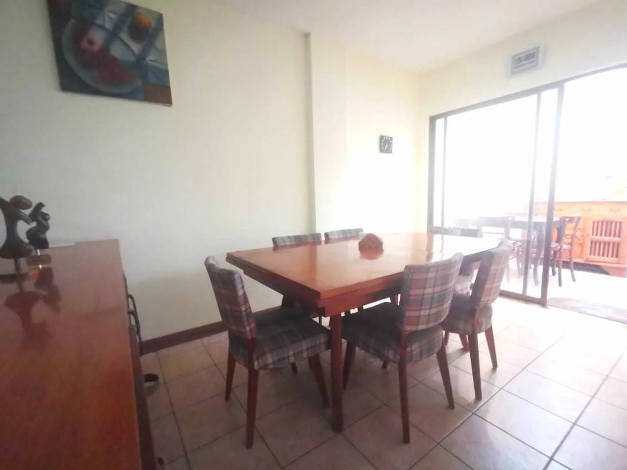 Se Vende Casa en Residencial, Rohrmoser, San José. - foto 2