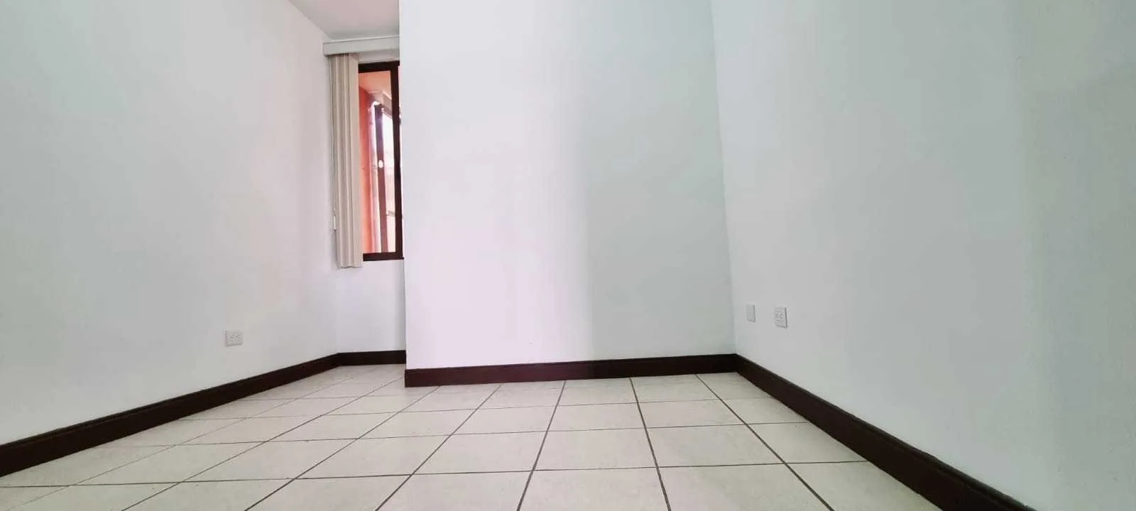 Casa en Venta en La Trinidad de Moravia, San José. - foto 6