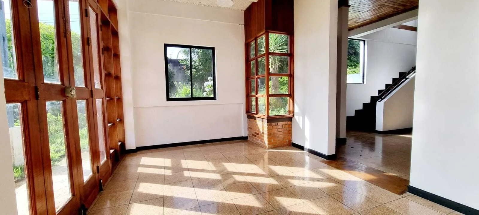 Casa en Venta en El Carmen de Guadalupe, San José. - foto 4