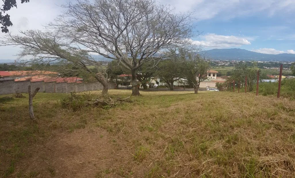 Se Vende Lote en Guachipelín de Escazú, San José.