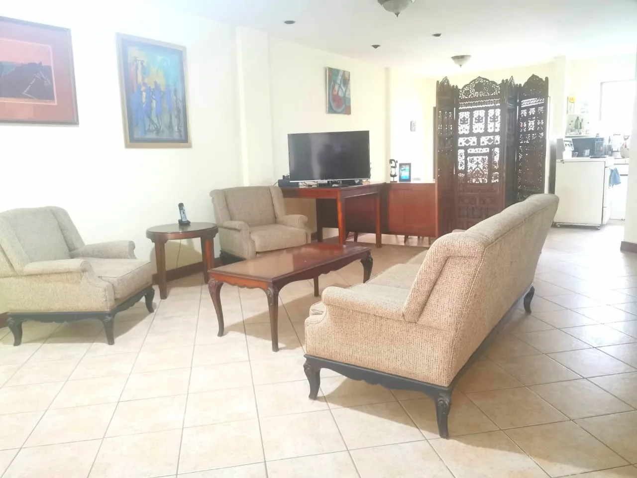 Se Vende Casa en Residencial, Rohrmoser, San José.