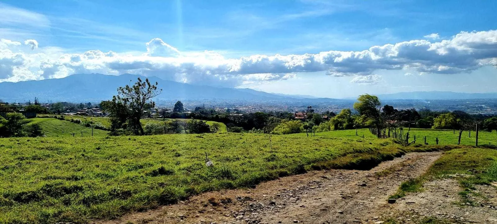 Lote en Venta, San Rafael de Coronado, San José. - foto 5