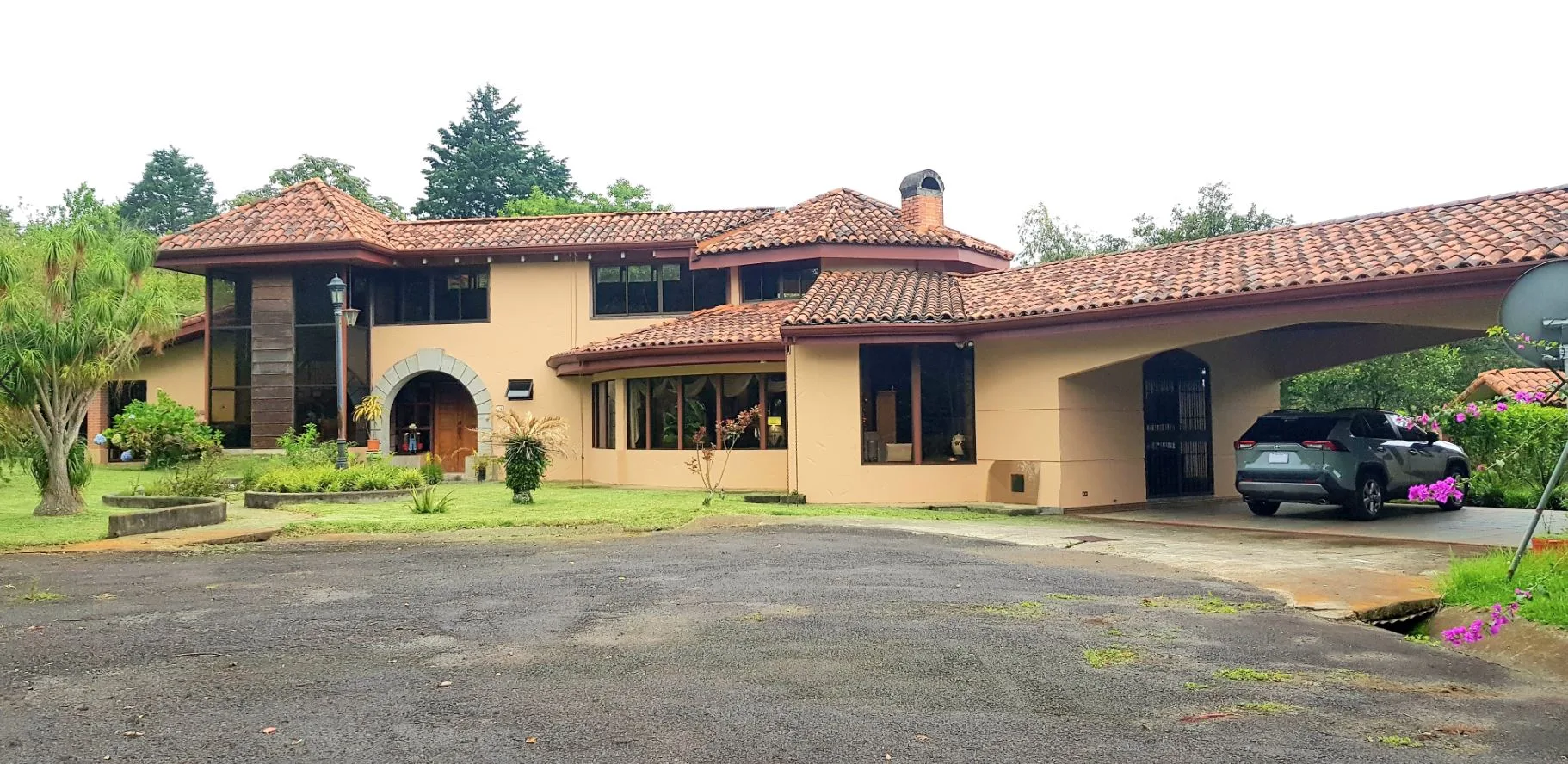 Se Vende Casa en San Rafael de Heredia